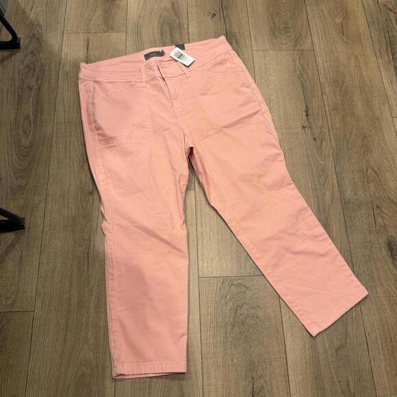 Torrid Pink Crop Aviator Skinny Stretch Twill Mid-Rise Pants Size 18 NWT - Picture 1 of 2